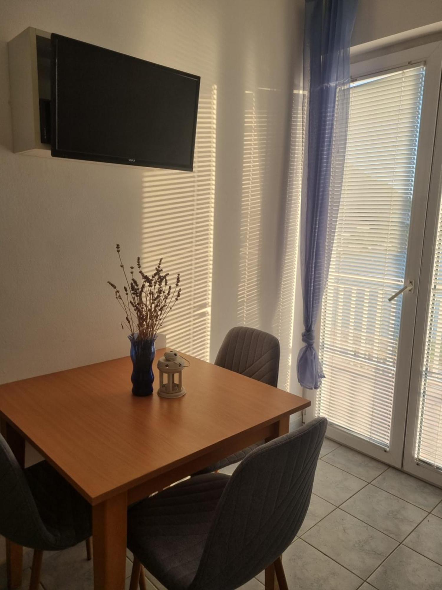 Villa Ante Apartments Blace Room photo